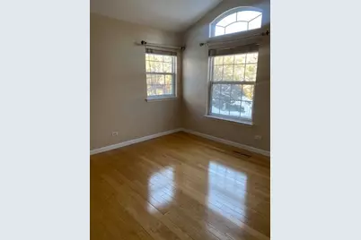 1626 S Luther Avenue, Oakbrook Terrace, IL 60181 - Photo 13