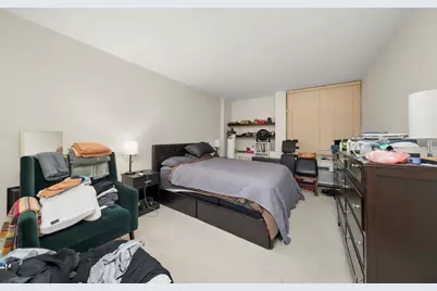 1460 N Sandburg Terrace #705, Chicago, IL 60610 - Photo 11