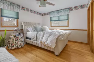 132 E Gladys Ave, Elmhurst, IL 60126 - Photo 9