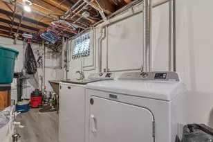 132 E Gladys Ave, Elmhurst, IL 60126 - Photo 21