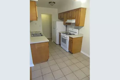 135 Pickwick Drive #E, Schaumburg, IL 60193 - Photo 9