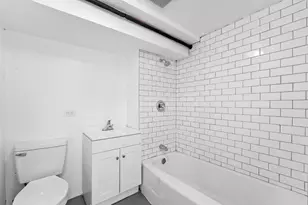 8521 S Loomis Blvd, Chicago, IL 60620 - Photo 17