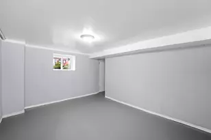 8521 S Loomis Blvd, Chicago, IL 60620 - Photo 11