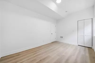 6409 S Albany Avenue, Chicago, IL 60629 - Photo 7