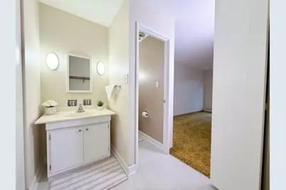 4250 Saratoga Avenue #L305, Downers Grove, IL 60515 - Photo 13