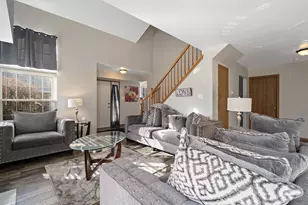 13910 Cambridge Cir, Plainfield, IL 60544 - Photo 3