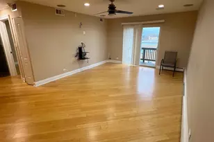 8232 Niles Center Rd, Skokie, IL 60077 - Photo 5