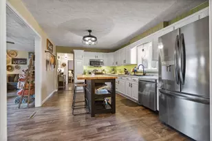 517 Sunrise Dr, Chenoa, IL 61726 - Photo 25