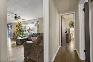 517 Sunrise Dr, Chenoa, IL 61726 - Photo 29