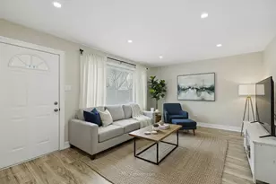 2754 E 127th St, Chicago, IL 60633 - Photo 3