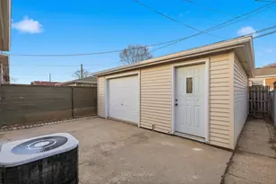 2754 E 127th St, Chicago, IL 60633 - Photo 21