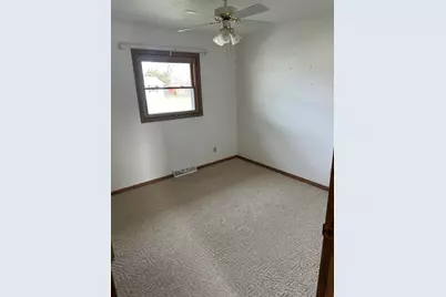 803 E Washington Street, Leroy, IL 61752 - Photo 37