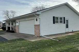 803 E Washington St, Leroy, IL 61752 - Photo 47