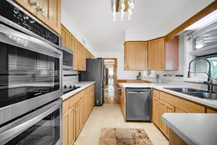 20580 Bensley Ave, Lynwood, IL 60411 - Photo 13