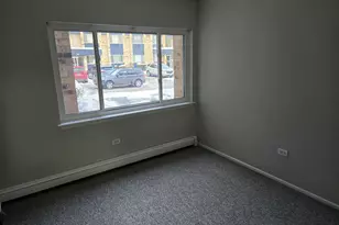 8655 1/2 W Foster Ave, Chicago, IL 60656 - Photo 5