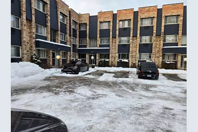 8655 1/2 W Foster Avenue #1B, Chicago, IL 60656 - Photo 1