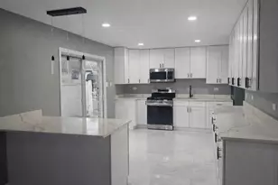 1048 E 194th Pl, Glenwood, IL 60425 - Photo 15