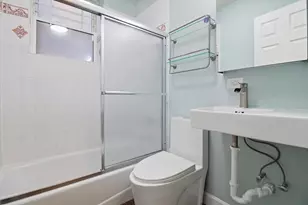 3808 W Belle Plaine Ave, Chicago, IL 60618 - Photo 17