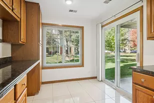 1316 Evergreen Dr, Palatine, IL 60074 - Photo 11