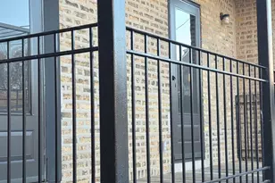 2544 W Hollywood Ave, Chicago, IL 60659 - Photo 37