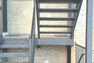 2544 W Hollywood Ave, Chicago, IL 60659 - Photo 39