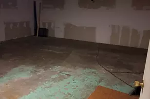 1367 Burnham Ave, Calumet City, IL 60409 - Photo 15