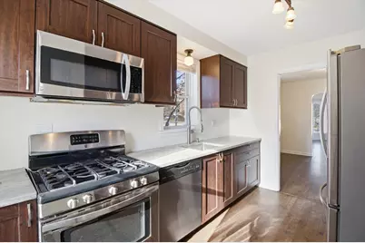 6659 W Foster Avenue, Chicago, IL 60656 - Photo 3