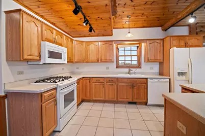 8872 E 7000N Road, Grant Park, IL 60940 - Photo 13