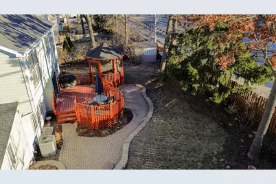 33 Foxglove Court, Streamwood, IL 60107 - Photo 3