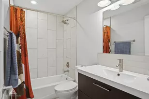 9609 Austin Ave, Oak Lawn, IL 60453 - Photo 17