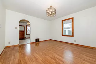 1818 E Washington St, Joliet, IL 60433 - Photo 7