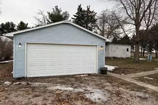 6270 W Prairie Rd, Verona, IL 60479 - Photo 5