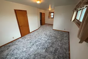 6270 W Prairie Rd, Verona, IL 60479 - Photo 7