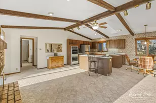 2 Guildford Dr, Bourbonnais, IL 60914 - Photo 7