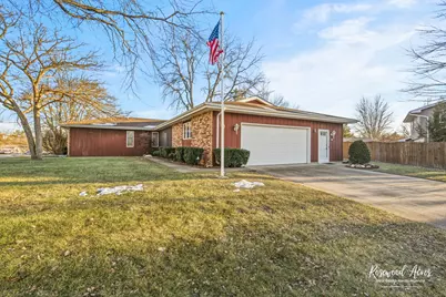 2 Guildford Drive, Bourbonnais, IL 60914 - Photo 5