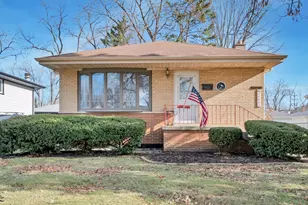 15043 Tripp Ave, Midlothian, IL 60445 - Photo 3