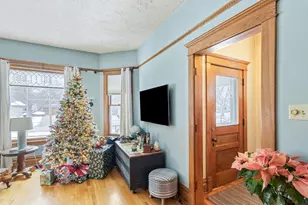 419 Dean St, Woodstock, IL 60098 - Photo 5