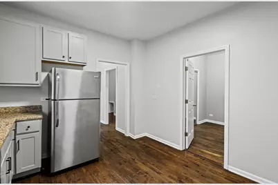 3251 W Berteau Avenue #2, Chicago, IL 60618 - Photo 9