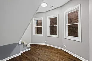 3251 W Berteau Ave, Chicago, IL 60618 - Photo 11