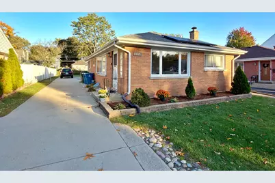 311 S Main Street, Mount Prospect, IL 60056 - Photo 1