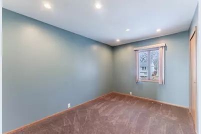 729 Yates Avenue, Romeoville, IL 60446 - Photo 11