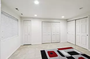 426 Plaza Pl, Aurora, IL 60504 - Photo 15