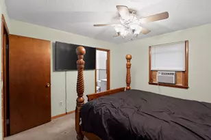 1531 Charleston Rd, Salem, IL 62881 - Photo 21