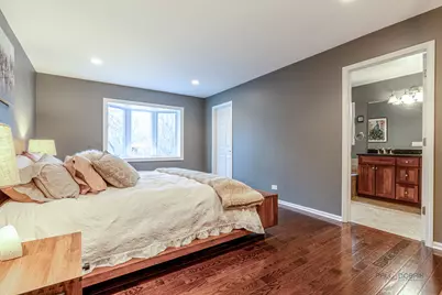 29860 N River Drive, Libertyville, IL 60048 - Photo 17