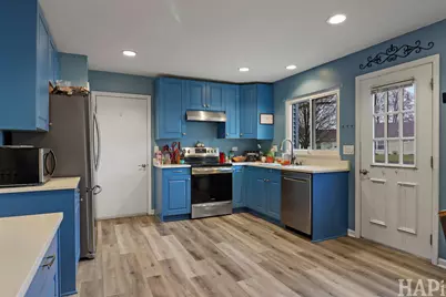 7205 Hastings Circle #330, Fox Lake, IL 60020 - Photo 11