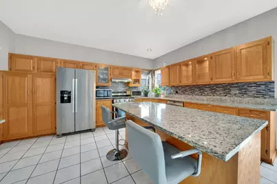 10745 Lockwood Avenue, Oak Lawn, IL 60453 - Photo 5