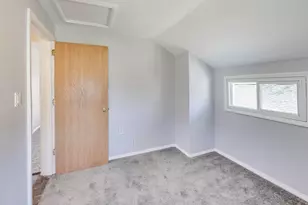 764 2nd Ave, Aurora, IL 60505 - Photo 17