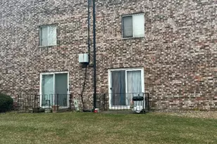 1017 E 194th St, Glenwood, IL 60425 - Photo 3