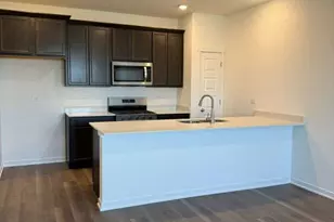 2251 Riesling Rd, Oswego, IL 60543 - Photo 3