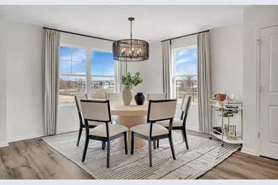 432 Lakeshore Court, Saint Charles, IL 60174 - Photo 5